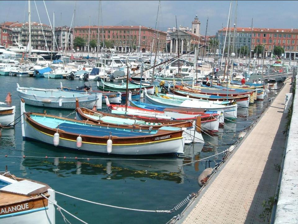 A Deux Pas Du Port Yourhosthelper Nisa Exterior foto